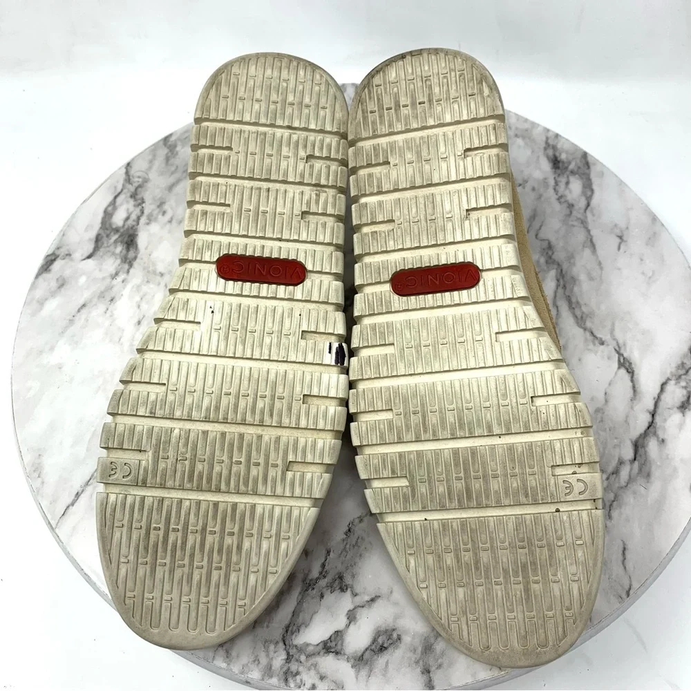Vionic Uptown Hybrid Sand Suede Lug Sole Comfort Loafers 9 Classic Preppy Sporty - Picture 8 of 15
